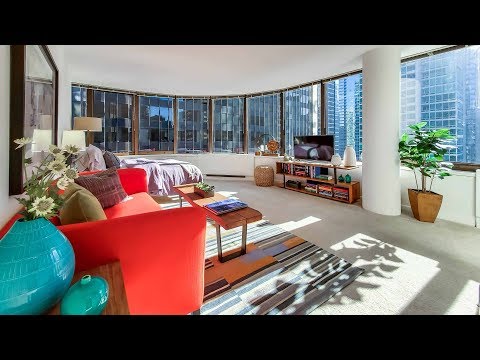 A sunny studio model at Streeterville’s McClurg Court apartments A sunny studio model at Streeterville’s McClurg Court apartments