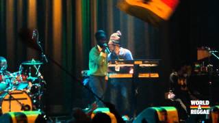 Sizzla &amp; the Firehouse Crew live 2012 @ Melkweg, Amsterdam - Trod Mt Zion