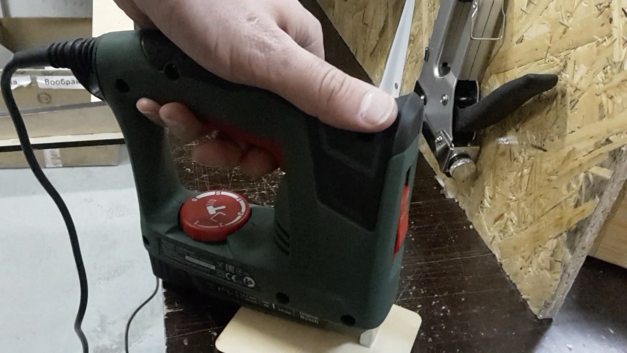 Степлер Bosch PTK 14 EDT (0.603.265.520)  скобы 6–14мм гвозди 14мм