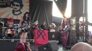 Cherri Bomb "Shake the Ground"