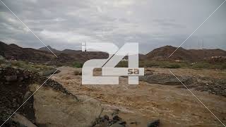 فيديو - سيول الأمطار بين الجبال و الأودية في منطقة...