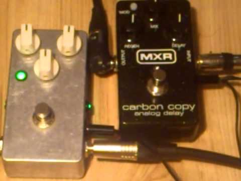 Deep Blue Delay (DIY) vs. MXR Carbon Copy