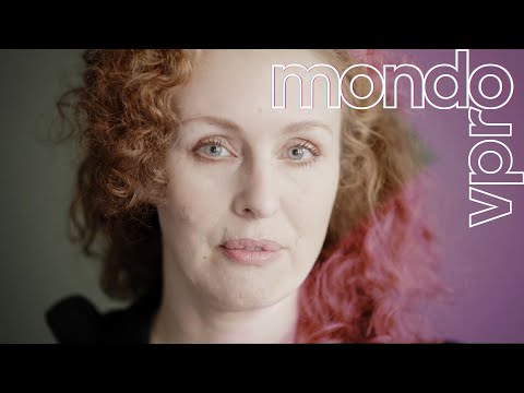 Marente de Moor draagt een coronasprookje voor | VPRO Mondo