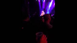 Aaron Lewis- what hurts the most (Mark Wills)