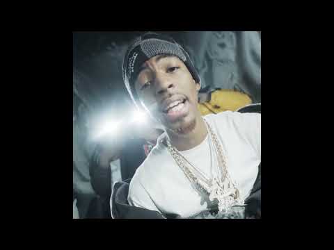 040Spank - WTHelly (Remix) Official Video