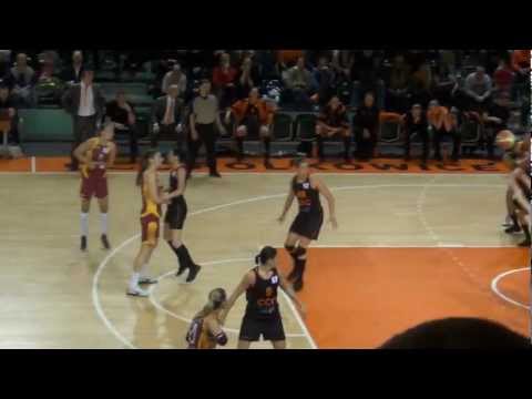 CCC Polkowice / Nadezhda Orenburg/Euroliga kobiet 1.02.2012