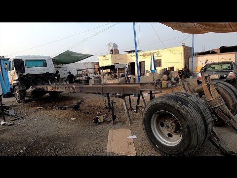 How to extend the length of a 4 meters to 7meter truck chassis by cutting in the Back |Truck World1|