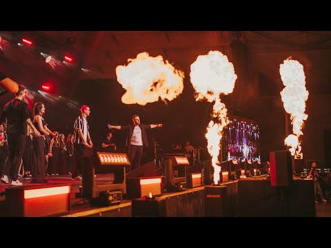 Królowie świata | Niepoprawni Optymiści 3.0 | RobimyCośWięcej 🚌