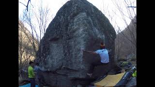 Photo of problem Fat Boy Slim in Val di Mello boulder Area