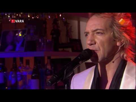 Sven Ratzke & Band- The Man who sold the World-