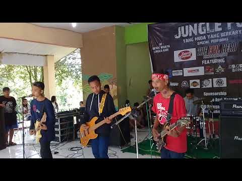 Aku Ingin Sekolah Gratis video