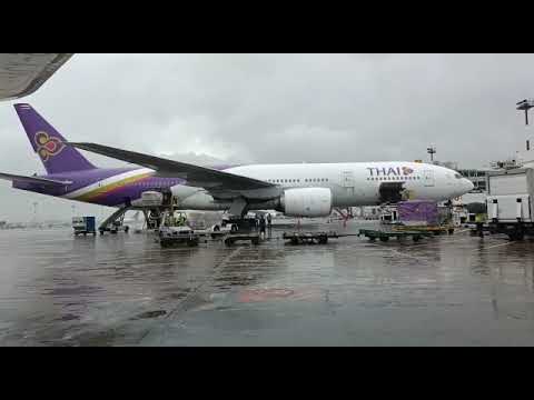 Bangladesh Airport in side বাংলাদেশ এয়ারপোর্ট এর ভিতরে কি অবস্থা