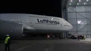 Aftermath of Lufthansa 747-8I painting
