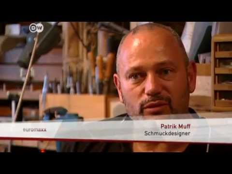 Schmuck aus Porzellan - von der deutschen Manufaktur Nymphenburg | Euromaxx