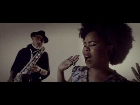 Zahara - Umfazi feat. Kirk Whalum [Official Music Video]