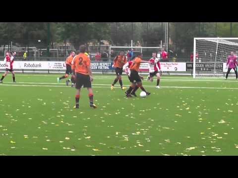 14 sept 2013 PVCV B1 -VV De Meern B2 com 1-8 Doelpunt Stephan, assist Hassan