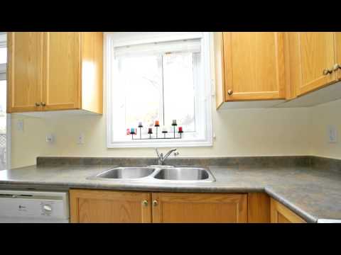 99 Seahorse Avenue, Brampton