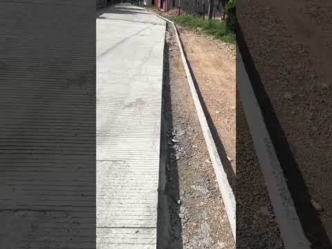 Avance construcción hombros en Mej. Calle Pav. Hid. La Bendición Santa Ana Peten