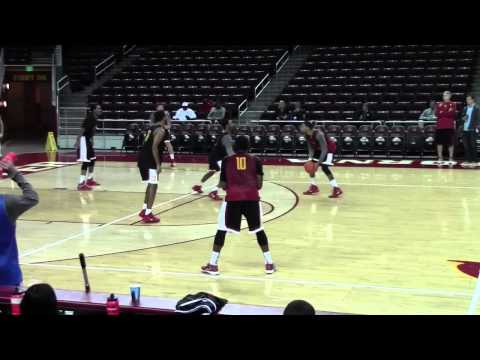 Inside look at USC basketball: Half court practice