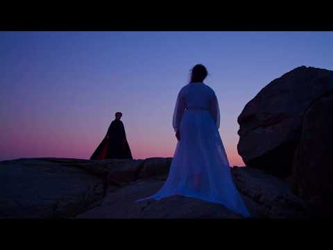 Lucy Sleepwalks - As Núpcias de Drácula