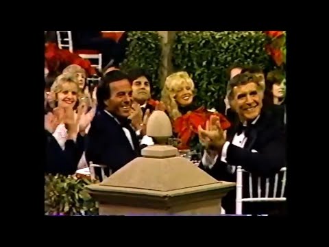 Participacion completa de Julio Iglesias en el cumpleaños de Frank Sinatra 1983