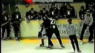 Nov 10, 1999 Steve MacIntyre vs Matt Sommerfeld Red Deer Rebels vs Swift Current Broncos WHL