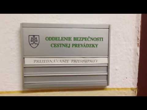 Policajtka dokáže byť na dvoch miestach naraz