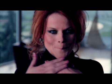 Dani Dimitrovska - Crno na Belo