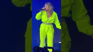 Carrie Underwood - Flat On The Floor Live - 4/1/23