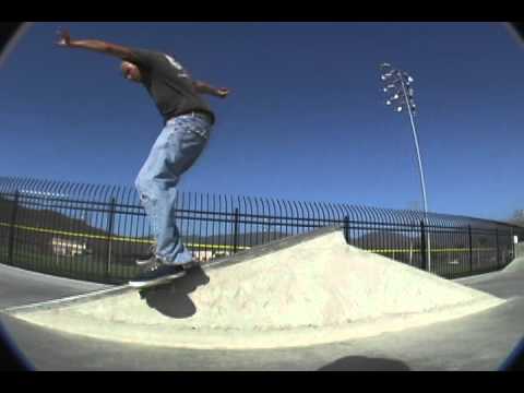 Oliver and Falco at Pala Skatepark