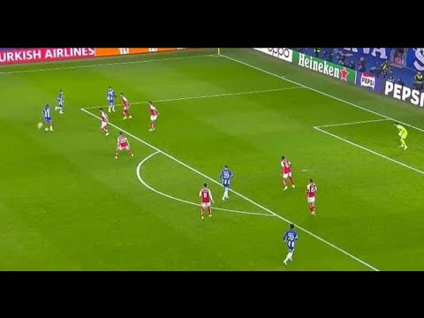 Wenderson Galeno goals vs Arsenal in 94th minute made FC Porto victorious #championsleague #fcporto
