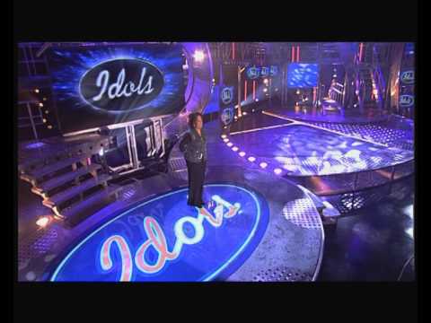 Yuli singing "I wanna dance with somebody" by Whitney Houston - Liveshow 1 - Idols season 1