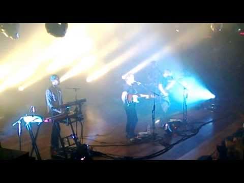 Alt-j Live in nashville - Tessellate
