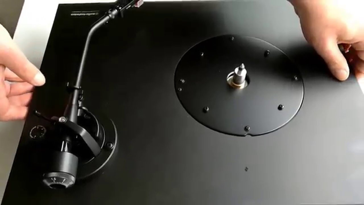 Виниловый проигрыватель Audio-Technica AT-LP5, черный