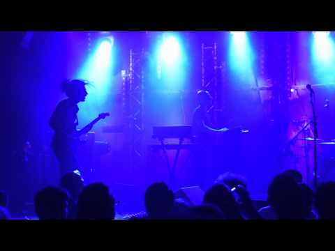 Tiny Fingers The Fall Live at Barby 12082015