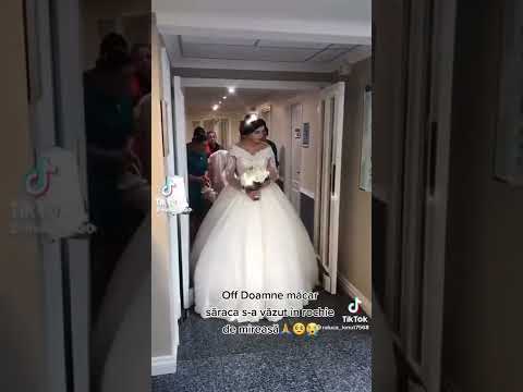 Naomi dela rugul aprins