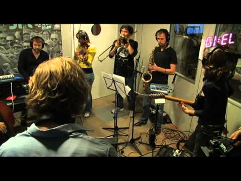 Gotye ' Somebody that I used to know '(cover)- la Boutique Fantastique live on 3FM