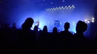 CHVRCHES: "God's Plan" (Live @ Sydney Opera House, 07/01/19)
