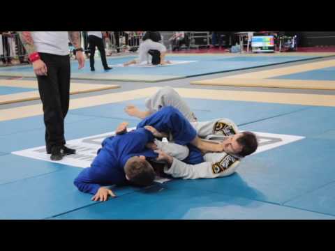 XII Mistrzostwa Polski BJJ: Krzysztof Suchorabski (Copacabana) , FINAŁ czarne pasy 76 kg