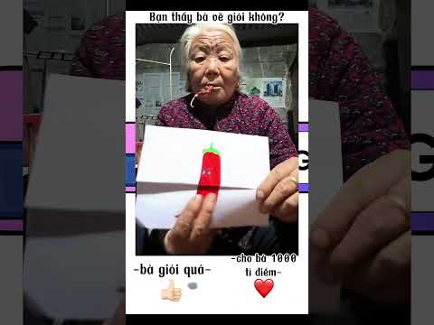 Bạn thấy bà vẽ giỏi không?