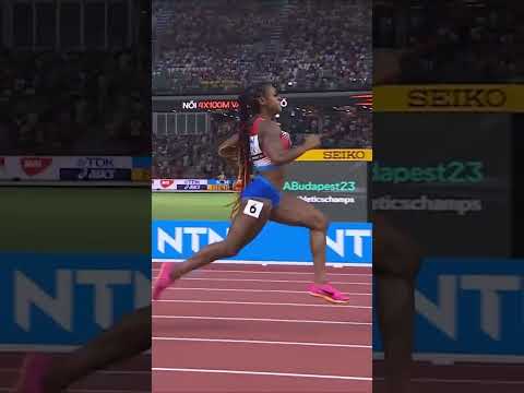 Sha'Carri Richardson anchors US 4x100m team to the gold in Budapest 🔥 #running #usa #sports