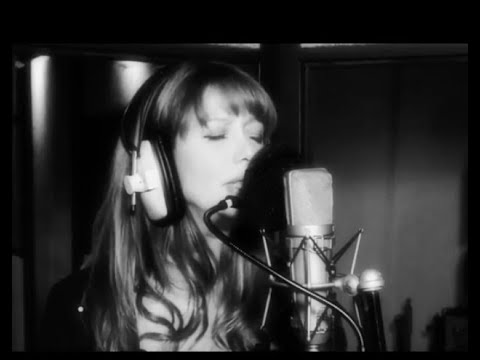 Tally Koren 'Free Will' Elctro Acoustic Version Featuring Ely Cathedral Girls' Choir Official Video