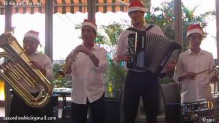 香港聖誕帶 2011 Santa Claus Is Coming To Town - Christmas Band with Accordion, Hong Kong