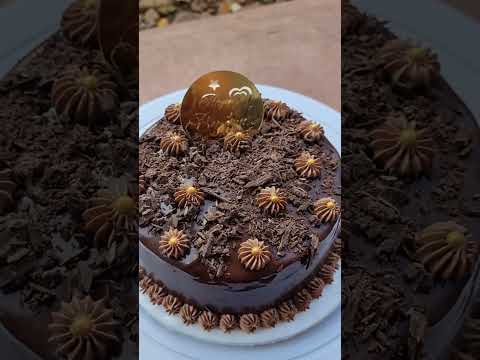 Chocolate ganache cake #chocolatecake #baking #independent #celebration