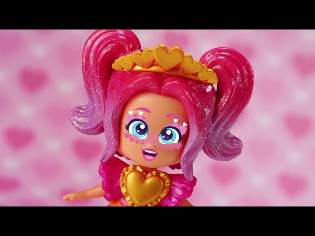 Vídeo relacionado con KOOKYLOOS Serie Golden Gala Lily, Muñeca Coleccionable de la Serie Golden Gala, Contiene la muñeca Lily, 1 Bolso, Ropa y Zapatos de Moda y 1 Accesorio, 1 muñeca, 3 Caras Diferentes