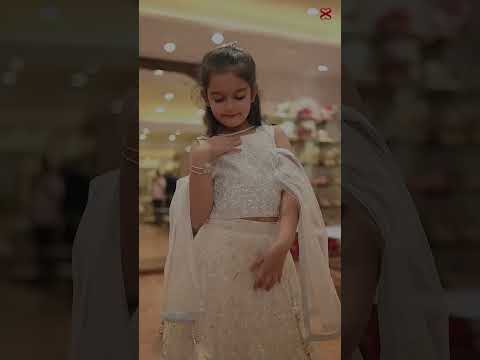 Linisha Sharma dress ka ad