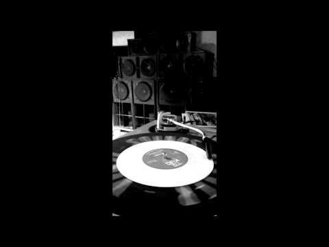 HIGH PUBLIC SOUND SYSTEM TEST