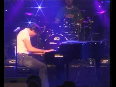 Chris Watson trio in concert (country festival)