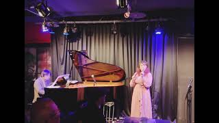 Sympathique 〜 Je ne veux pas travailler〜　「働きたくないの」　DOXY（名古屋） vocal 愛紀　piano 片桐一篤　2025年12月27日（土）