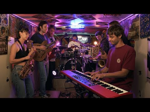 Têtes de Pois - Cut to the Chase (Live Shambala 2019)